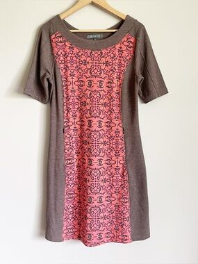 Title Nine Dress Sz Medium Athletic Short Sleeves Pockets Pullover Brown Coral